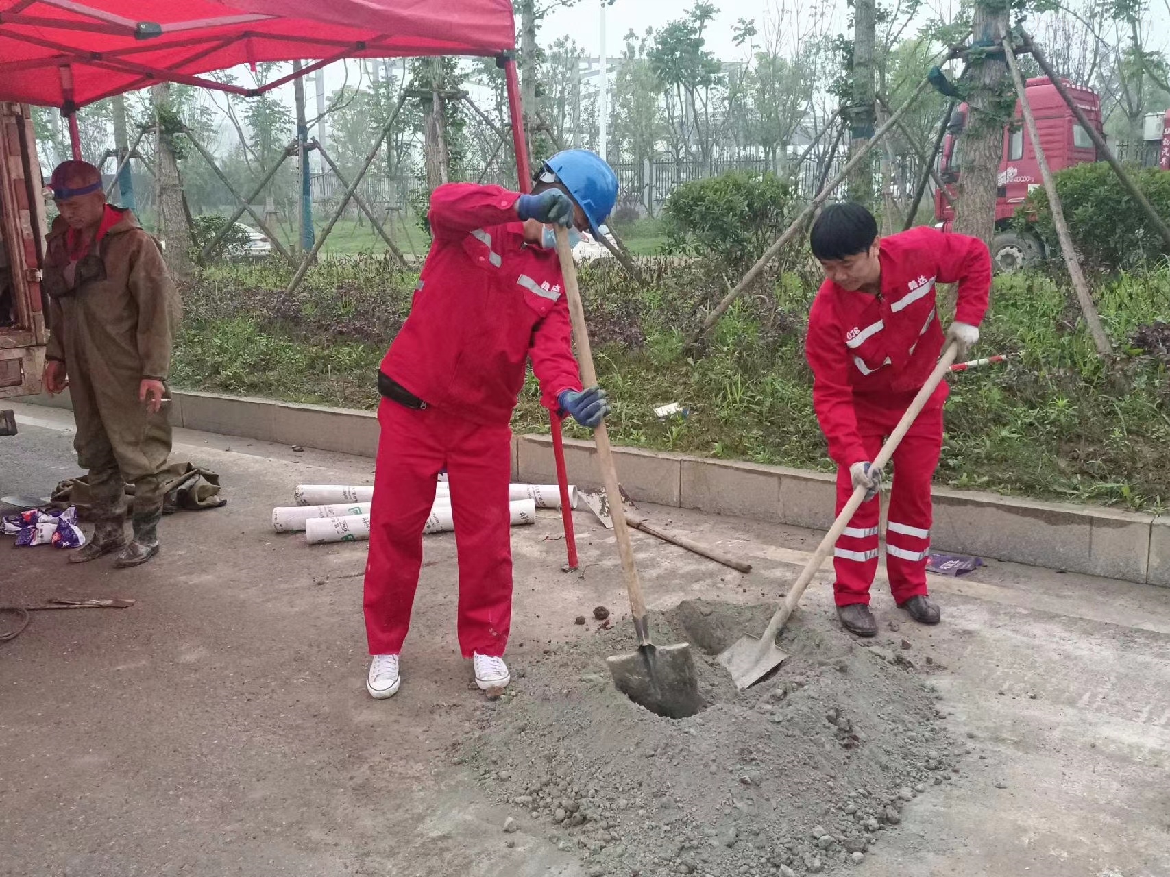 下城管道疏通哪家好】及时进行市政管道清淤