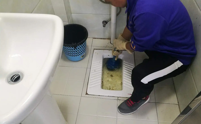 下城疏通蹲坑